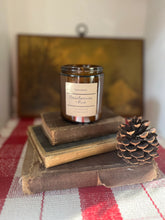 Load image into Gallery viewer, Cranberries + Pine
